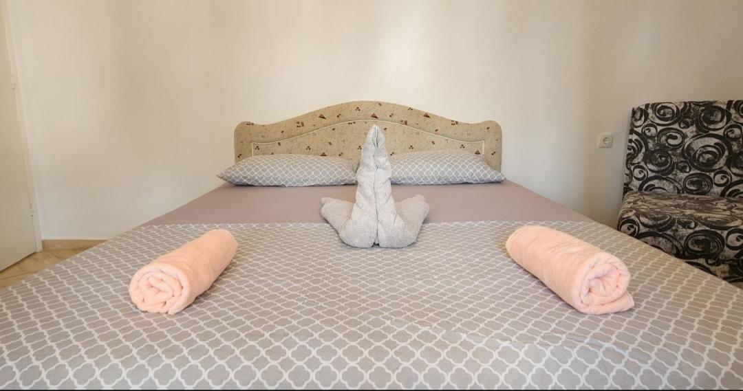 Apartments Ishmi In Center Of Ulcinj Kamer foto