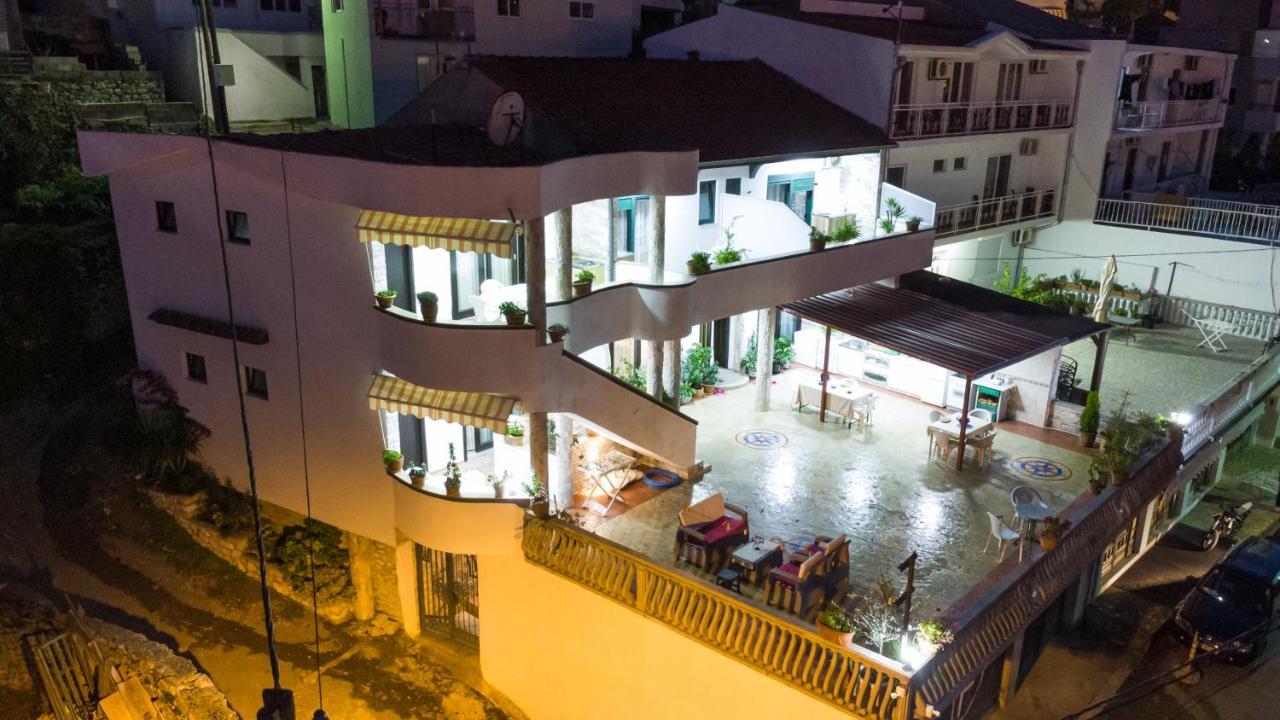 Apartments Ishmi In Center Of Ulcinj Buitenkant foto