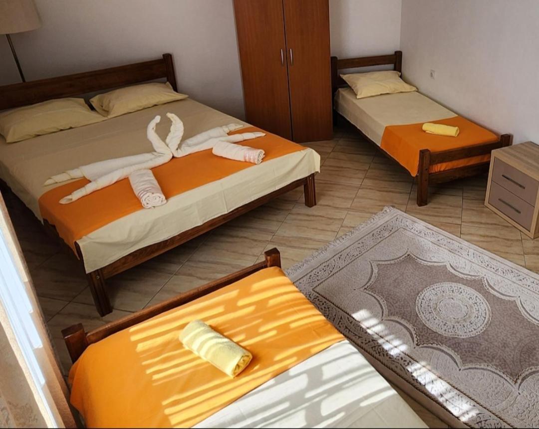 Apartments Ishmi In Center Of Ulcinj Kamer foto