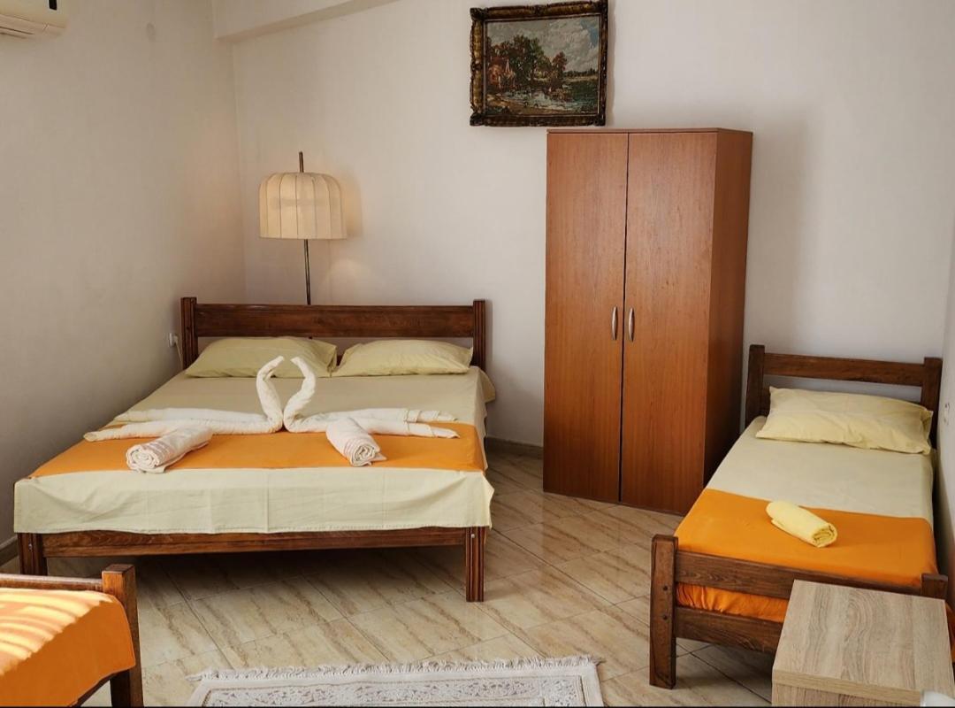 Apartments Ishmi In Center Of Ulcinj Kamer foto