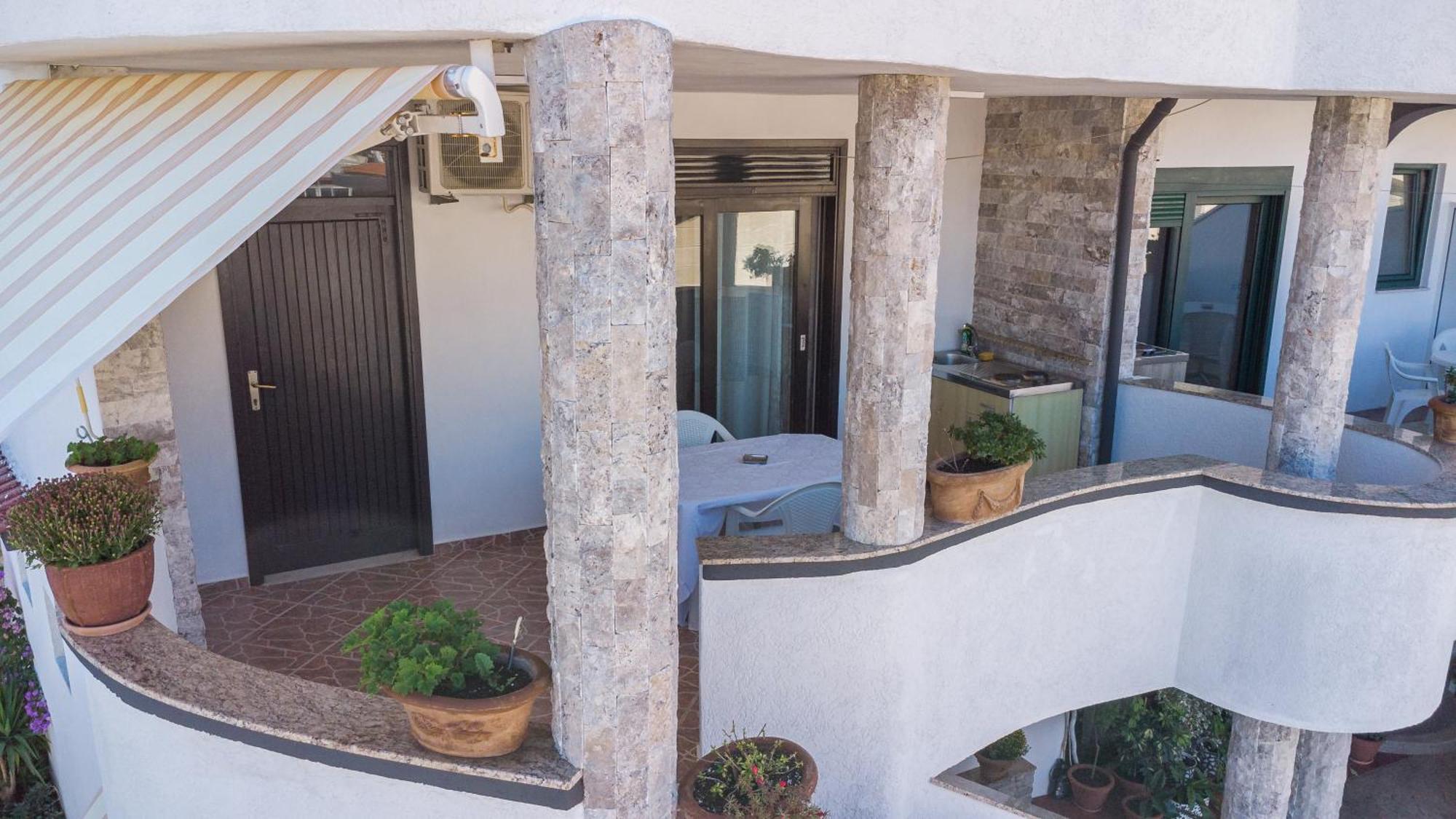 Apartments Ishmi In Center Of Ulcinj Kamer foto